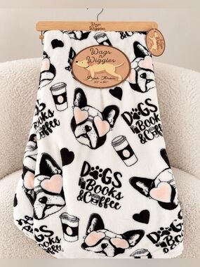 Wags n Wiggles | Other | Plush Throw Blanket White With Pink Accents ...